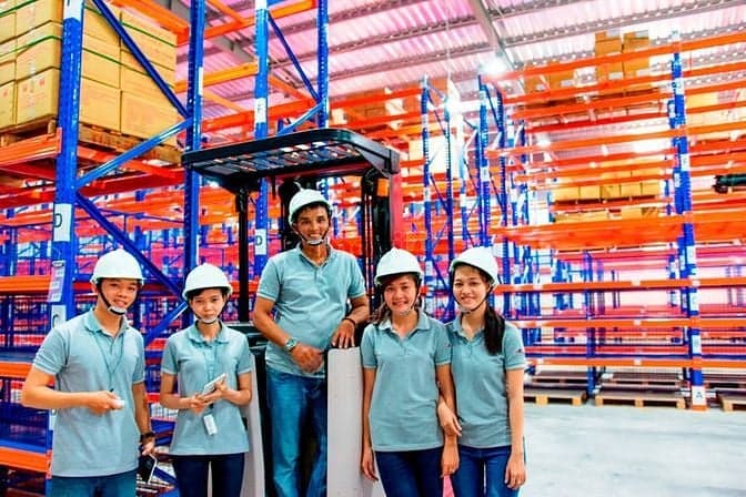 Kho Hàng Trung Tâm Diện Tích Thuê Lớn Nhỏ Có Ô Kệ, Kho Mát 25 Độ, 10NV - Mogi.vn TPHCM