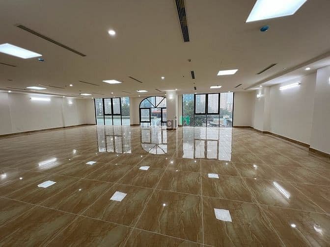 Chính chủ cho thuê nhà MP Trung Hòa-Cầu Giấy -Dt 276m2 x 8 t, MT 12m - Mogi.vn Hà Nội - Ảnh 2