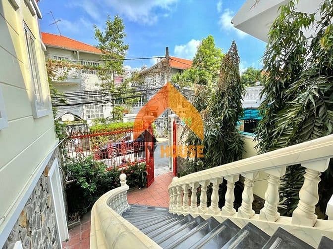 ⛔✋VILLA THẢO ĐIỀN ~400M2_rộng khủng khiếp làm vp_có gara - Mogi.vn TPHCM - Ảnh 2