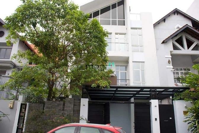 Cho Thuê gấp BT Nguyễn Văn Hưởng 200 m2, Nội Thất Đẹp Chỉ 4200 $/Tháng - Mogi.vn TPHCM - Ảnh 3