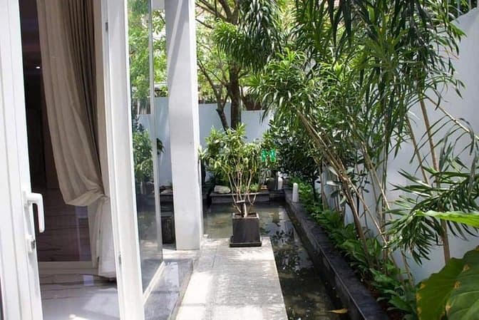 Cho Thuê gấp BT Nguyễn Văn Hưởng 200 m2, Nội Thất Đẹp Chỉ 4200 $/Tháng - Mogi.vn TPHCM