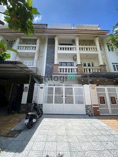 Bán gấp - Nhà 2 lầu mặt tiền Lý Thái Tổ KDC Hưng Phú, Cần Thơ - 11.9T