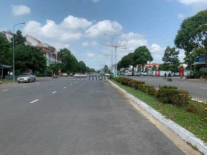 Bán gấp - Nhà 2 lầu mặt tiền Lý Thái Tổ KDC Hưng Phú, Cần Thơ - 11.9T - Ảnh 3