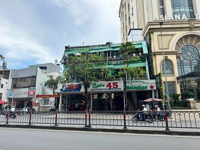 Bán nhà hàng góc 2MT 45 Phan Đăng Lưu, Q Bình Thạnh, DT 15,7 x 42m, HĐ