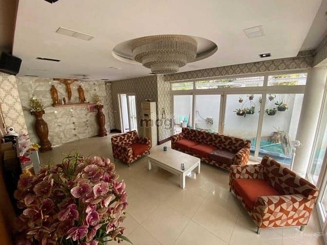 Cho thuê siêu biệt thự đường Đặng Thùy Trâm, DT 10x20m. Giá 40tr/th TL - Mogi.vn TPHCM - Ảnh 3