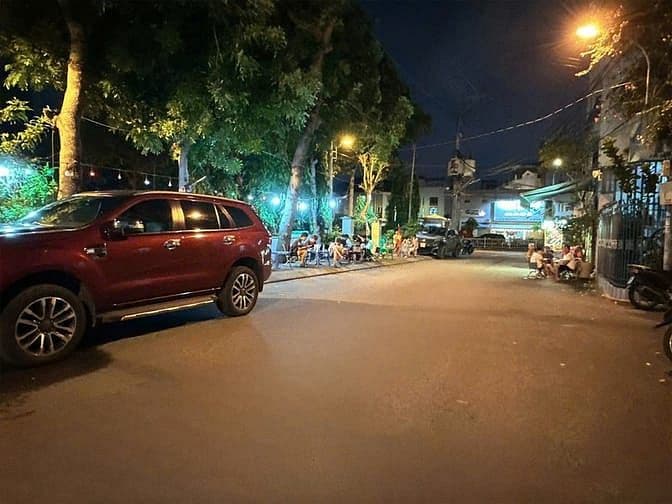 CHDV HXH Dương Quảng Hàm 138m2 ngang 4.6m 5 lầu 16PN TN 720tr 16.5 tỷ