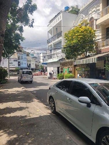 CHDV HXH Dương Quảng Hàm 138m2 ngang 4.6m 5 lầu 16PN TN 720tr 16.5 tỷ - Ảnh 2