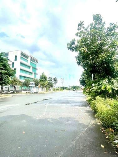 Bán 4 nền liền góc 2 mặt tiền đường Hoàng Văn Thái KDC Hưng Phú - Ảnh 3