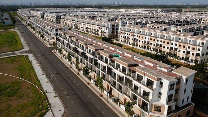 Bán giá đầu tư chỉ hơn 5 tỷ Nhà phố 108m2, xây 4 tầng sát Phú Mỹ Hưng - Ảnh 2