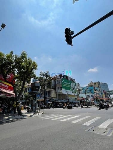 Giá rẻ 4x - Cho thuê Nhà Mặt tiền Calmette, Q1 - DT 4x20m, TRỆT LẦU - Mogi.vn TPHCM - Ảnh 3