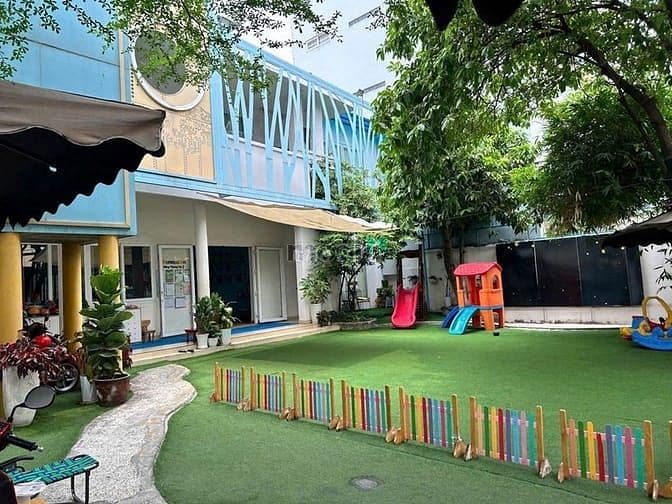 DT 17x30m - Cho thuê Nhà 28 Trần Quý Cáp, Bình Thạnh - Giá rẻ 118tr - Mogi.vn TPHCM