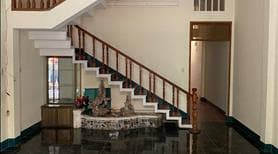 Cho thuê nhà mặt tiền nguyên căn đường Nguyễn Trung Trực, DT 5x16m, 1 trệt 2 lầu, vị trí trung tâm - Ảnh 2