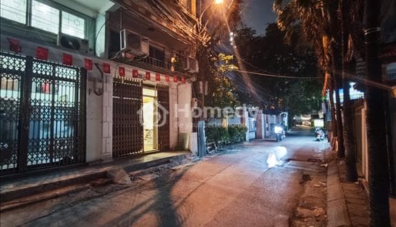 Cho thuê nhà Trường Chinh 30m2, 3 tầng, ngõ oto KD, đủ nội thất, 8tr/tháng