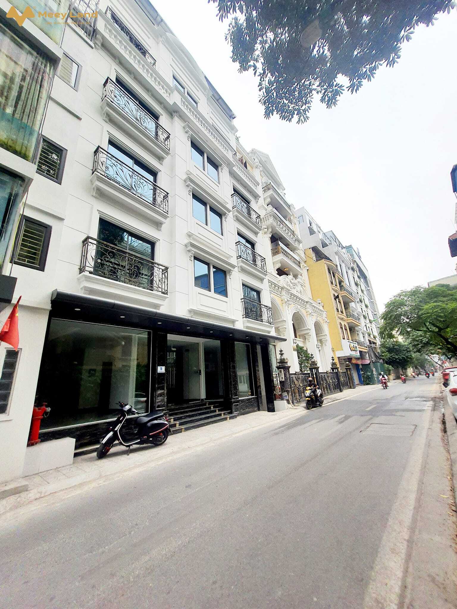 Bán nhà mặt phố P. Linh Lang, P. Cống Vị, Q. Ba Đình, Tp. Hà Nội