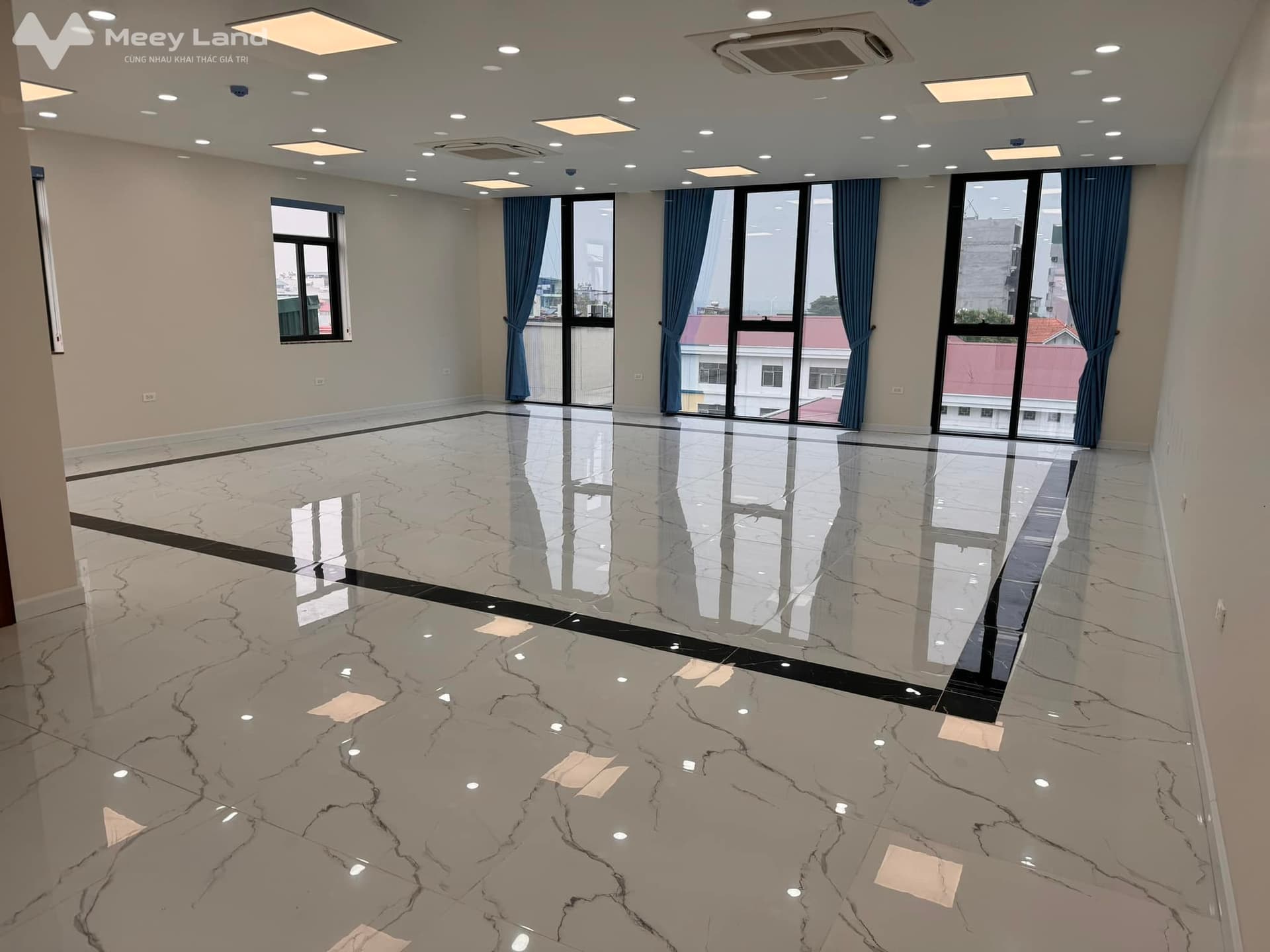 Bán nhà mặt phố Đ. Phú Thượng, P. Phú Thượng, Q. Tây Hồ, Tp. Hà Nội - Ảnh 2