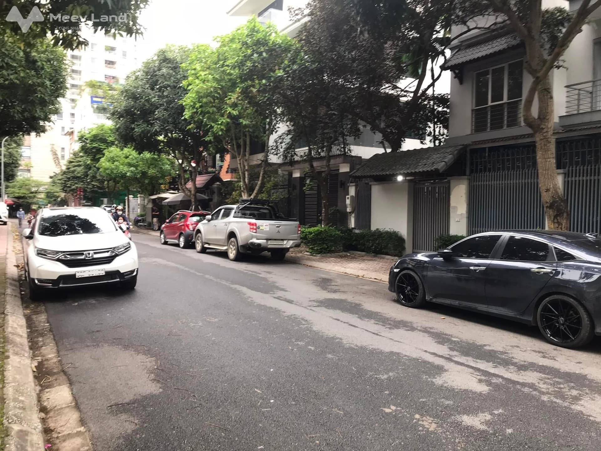 Bán biệt thự liền kề Đ. Dịch Vọng, P. Dịch Vọng, Q. Cầu Giấy, Tp. Hà Nội - Ảnh 2