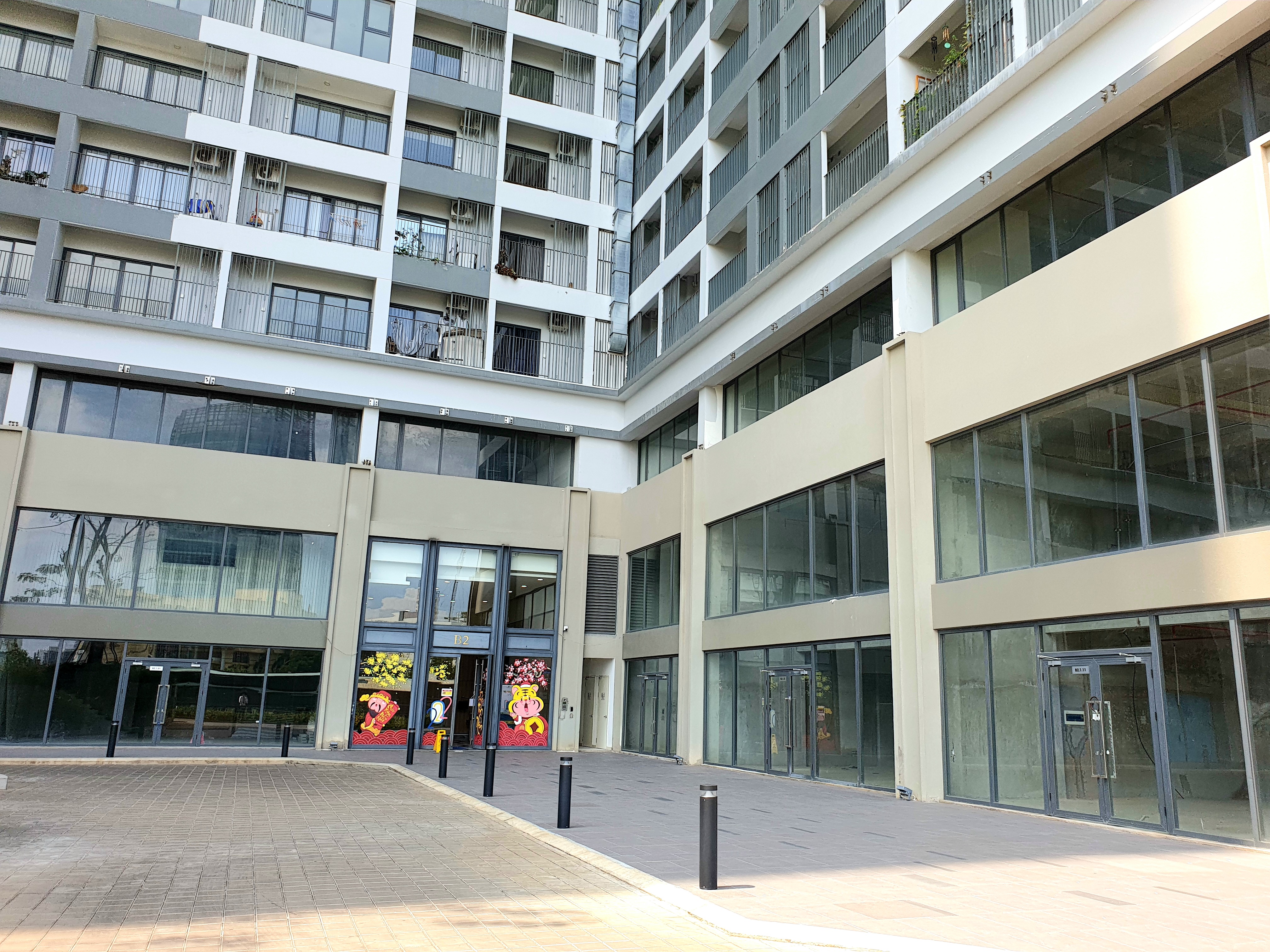 Cho thuê shophouse, nhà phố thương mại Đ. Nguyễn Văn Linh, P. Tân Phong, Q. 7, Tp. Hồ Chí Minh - Ảnh 2