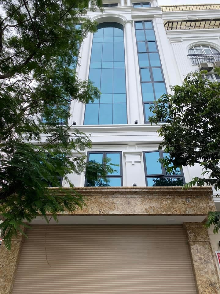 Bán nhà mặt phố Đ. Hoàng Quốc Việt, P. Nghĩa Đô, Q. Cầu Giấy, Tp. Hà Nội