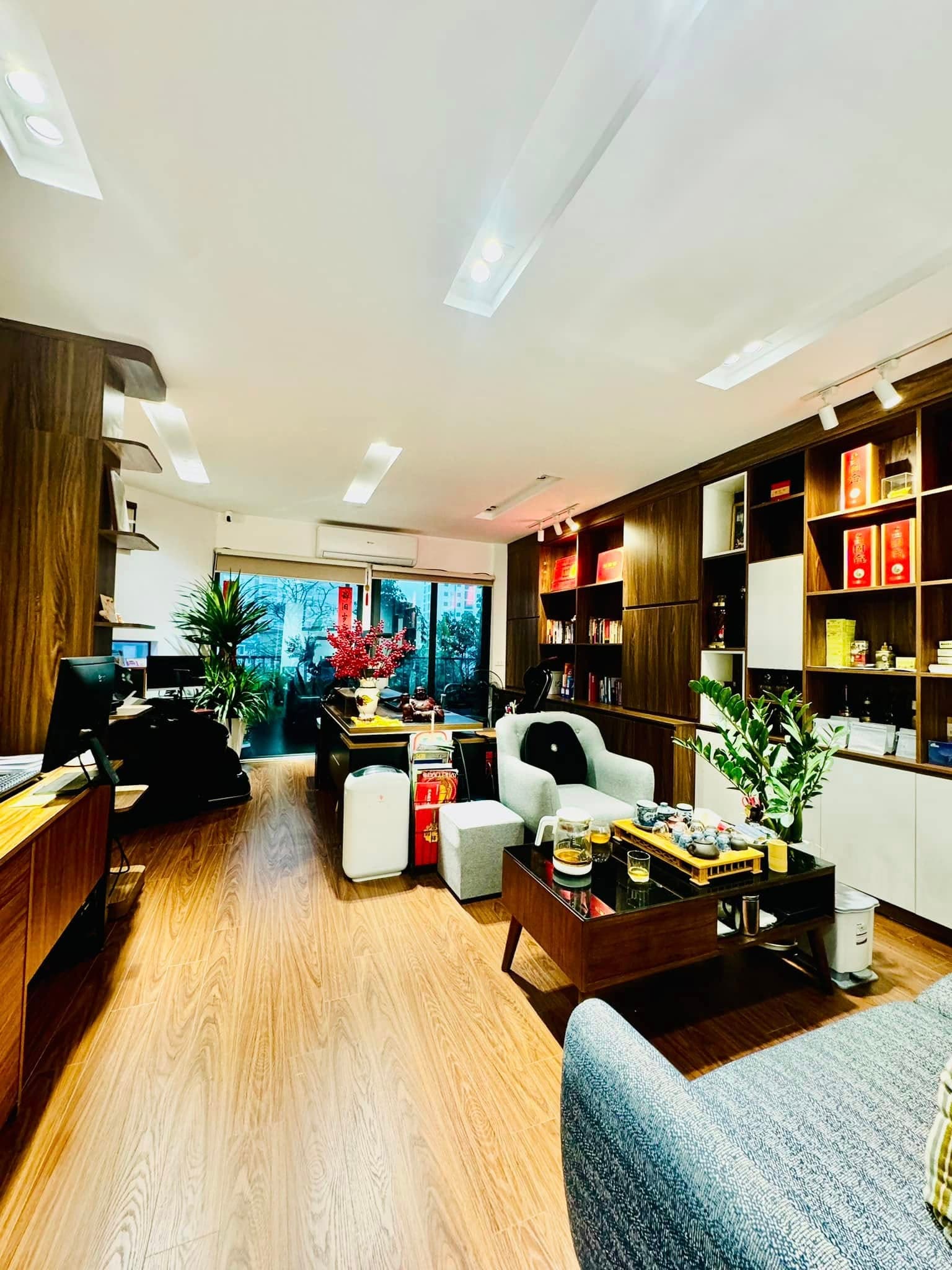 Bán nhà mặt phố P. Ngụy Như Kon Tum, P. Nhân Chính, Q. Thanh Xuân, Tp. Hà Nội - Ảnh 2