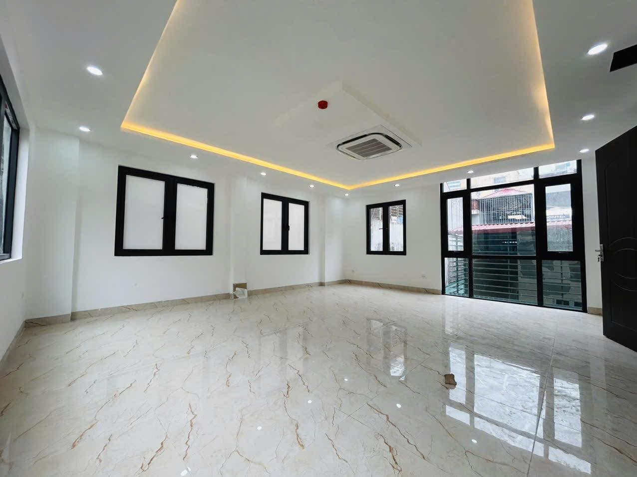 Bán nhà riêng Đ. Nguyễn Chí Thanh, P. Láng Thượng, Q. Đống Đa, Tp. Hà Nội