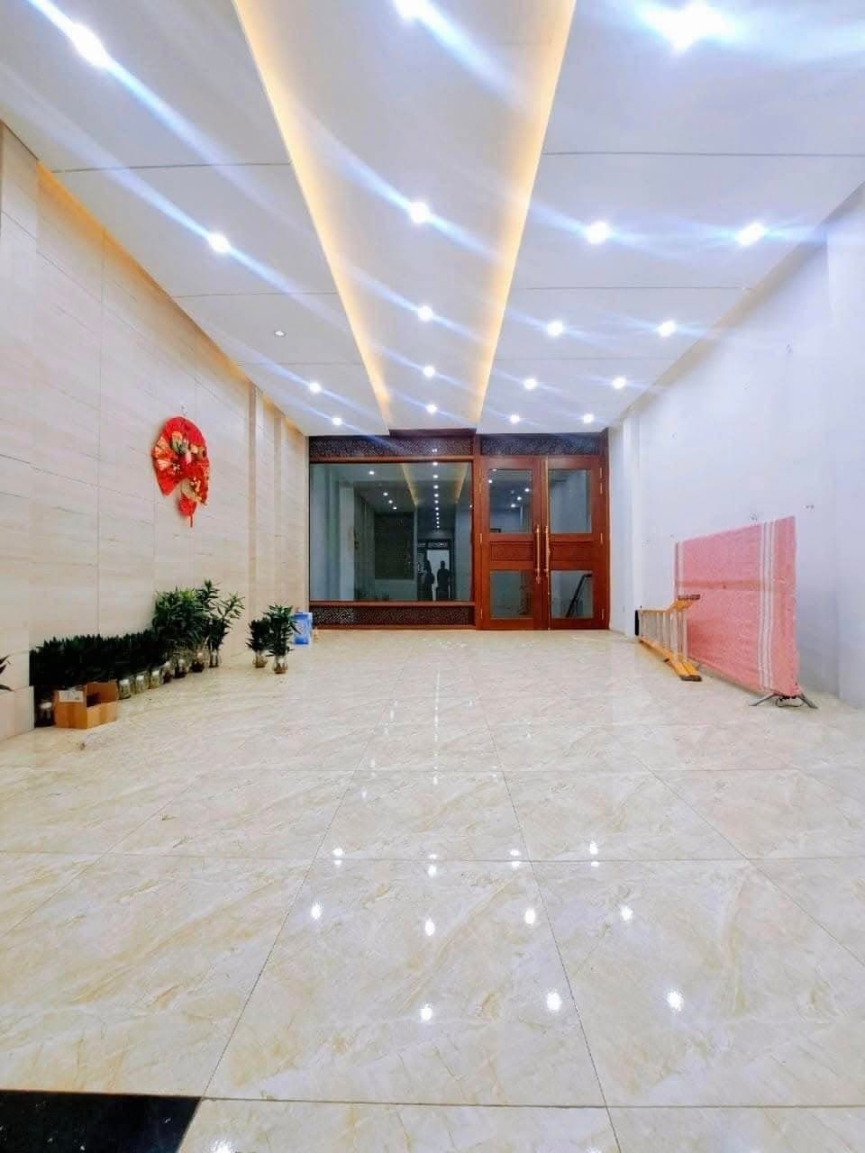 Bán nhà mặt phố Đ. Lạc Long Quân, P. Xuân La, Q. Tây Hồ, Tp. Hà Nội - Ảnh 3