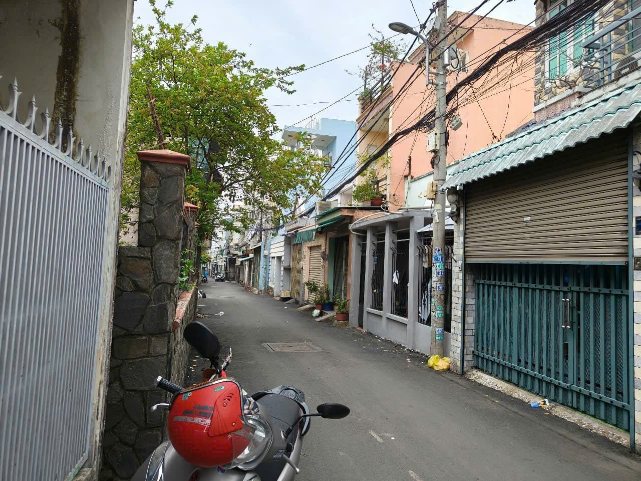 Bán nhà mặt phố Đ. 275, P. Hiệp Phú, Tp. Thủ Đức, Tp. Hồ Chí Minh