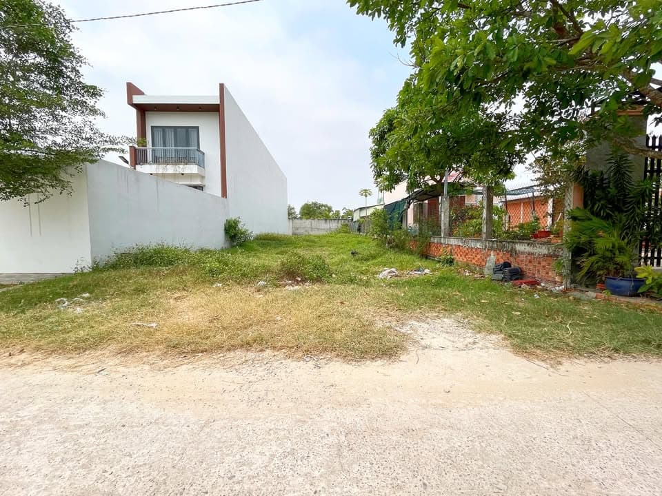 Bán đất Đ. ĐT 825, Tt. Hậu Nghĩa, H. Đức Hòa, T. Long An - Ảnh 3