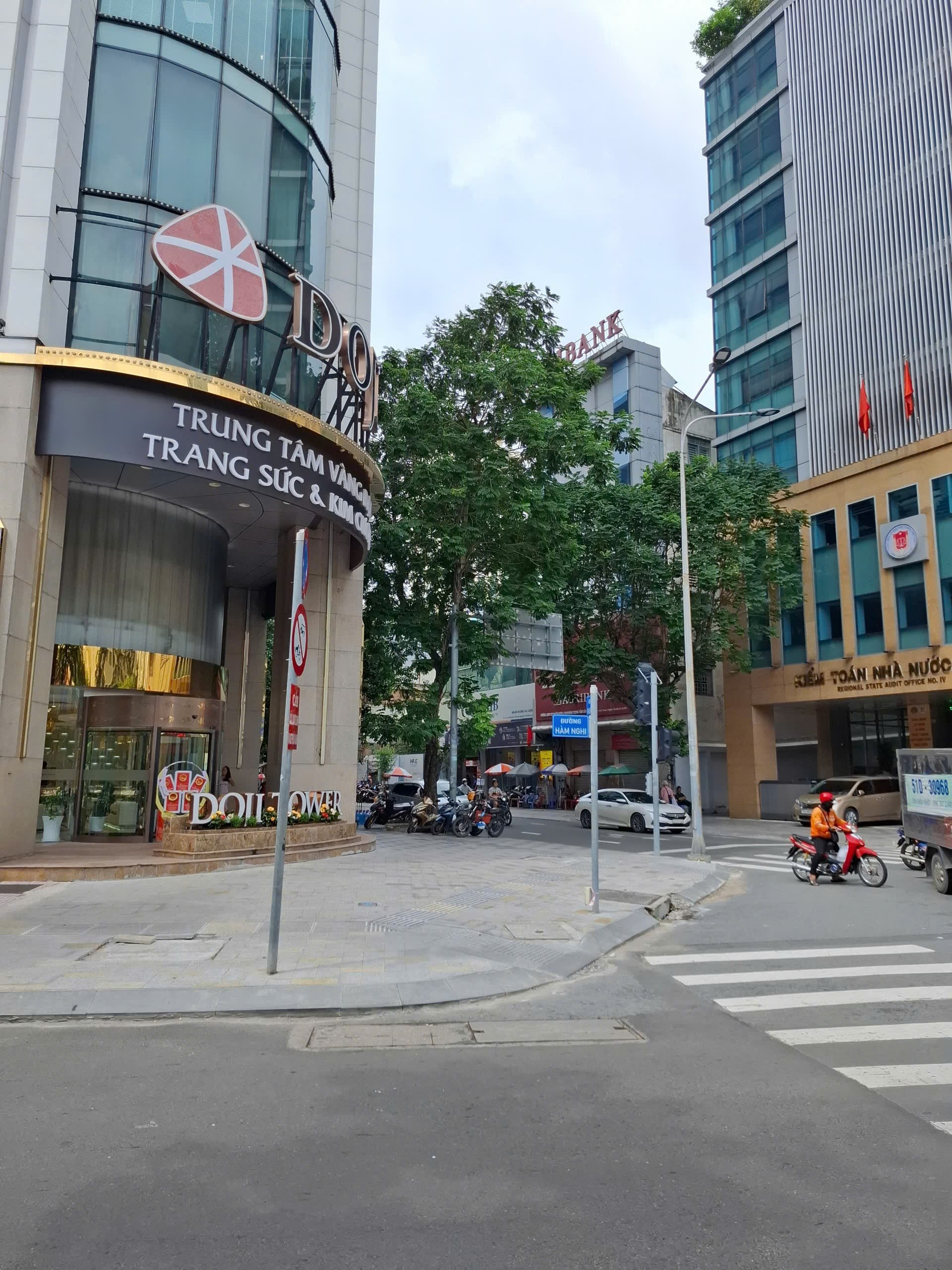 Bán tòa nhà văn phòng Đ. Hàm Nghi, P. Nguyễn Thái Bình, Q. 1, Tp. Hồ Chí Minh - Ảnh 2