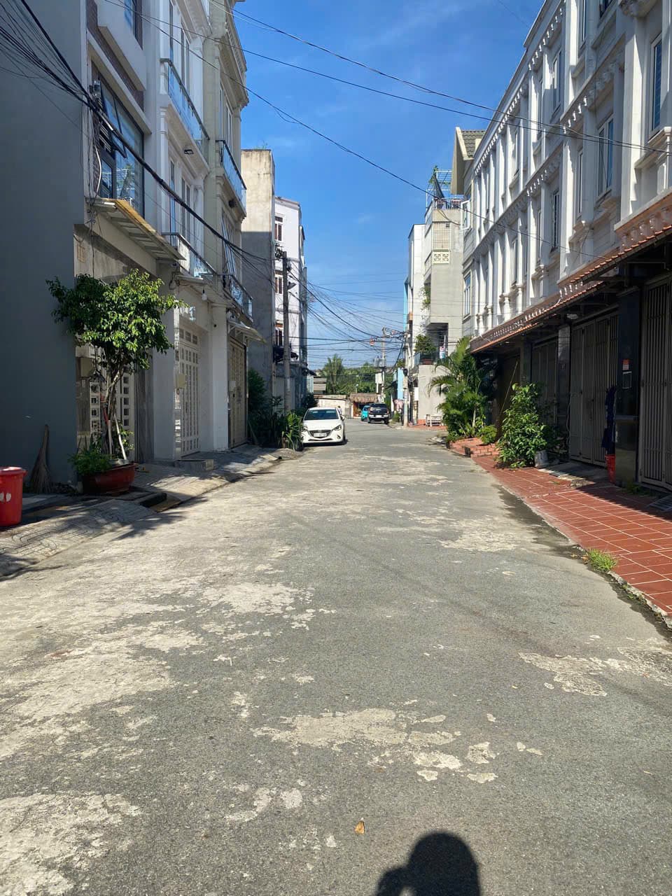 Bán đất Đ. 827, P. Phú Hữu, Tp. Thủ Đức, Tp. Hồ Chí Minh - Ảnh 2