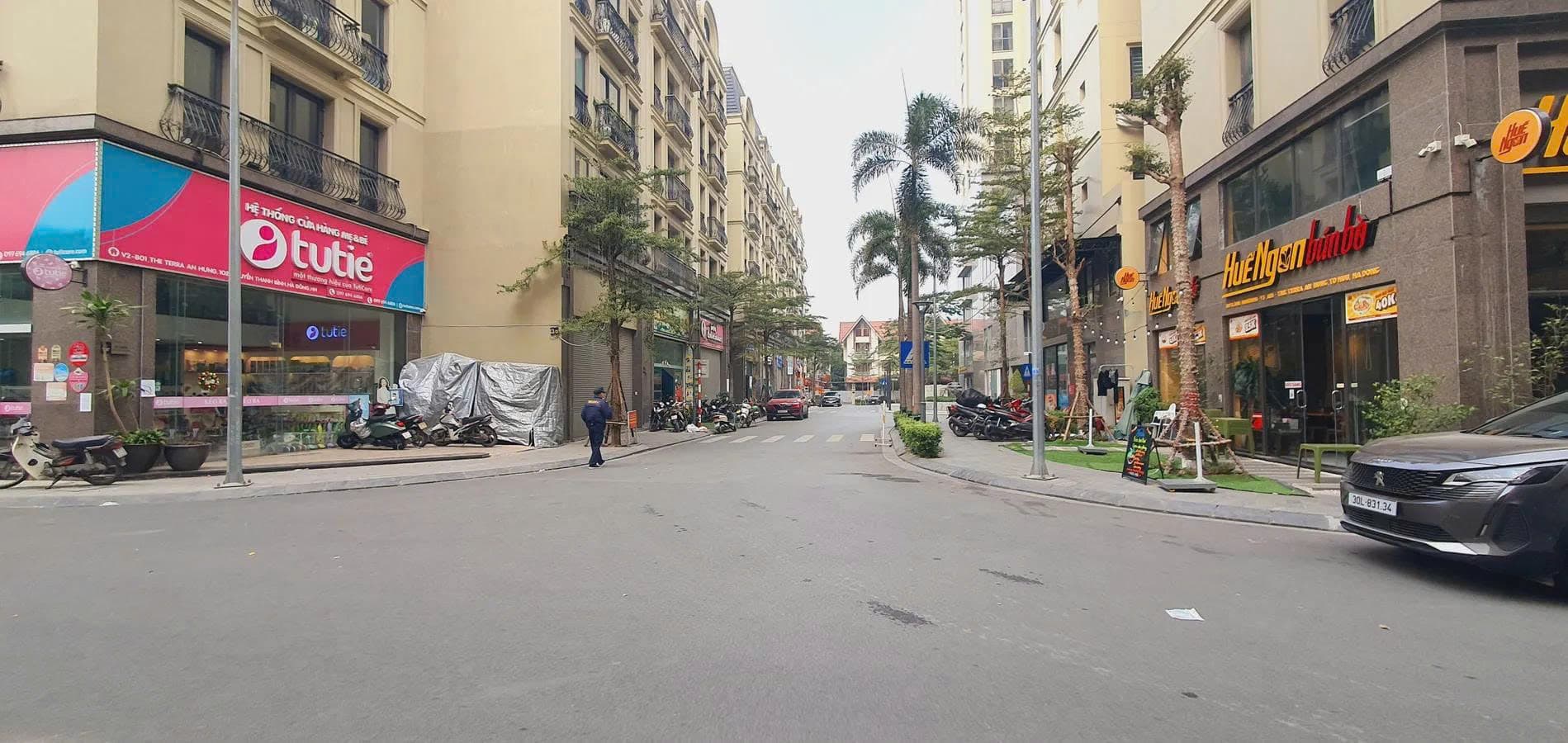 Bán shophouse, nhà phố thương mại P. Nguyễn Thanh Bình, P. La Khê, Q. Hà Đông, Tp. Hà Nội