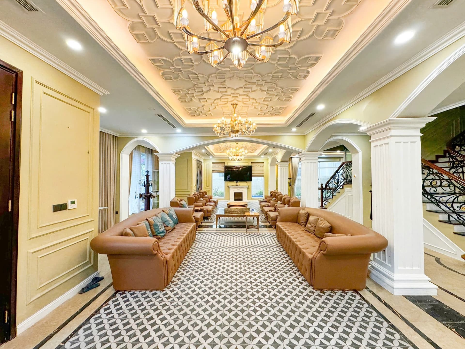 Bán biệt thự liền kề Khu đô thị Vinhomes Riverside, P. Việt Hưng, Q. Long Biên, Tp. Hà Nội - Ảnh 2