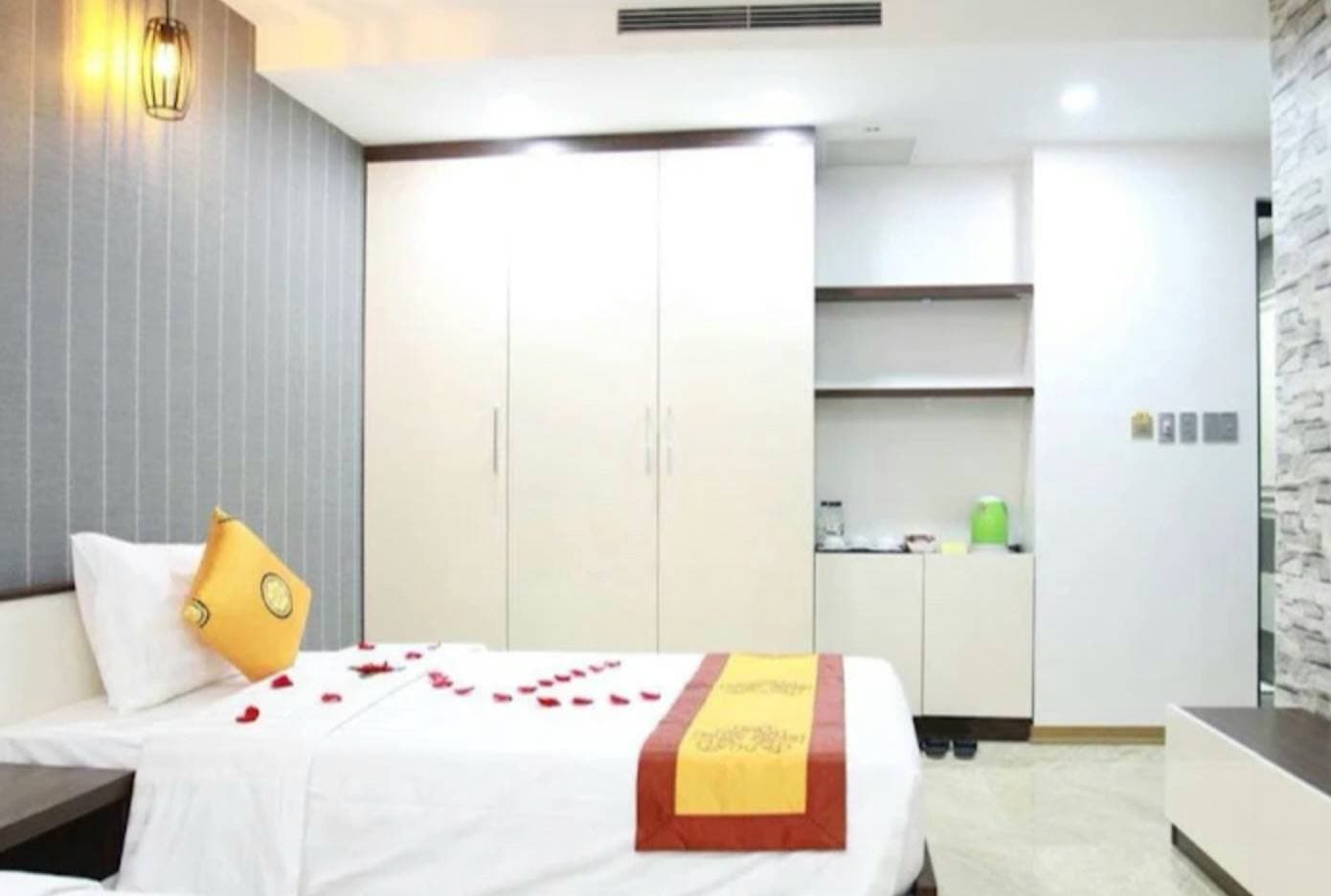 Bán khách sạn - nhà nghỉ Đ. Trần Khát Chân, P. Đồng Nhân, Q. Hai Bà Trưng, Tp. Hà Nội - Ảnh 3