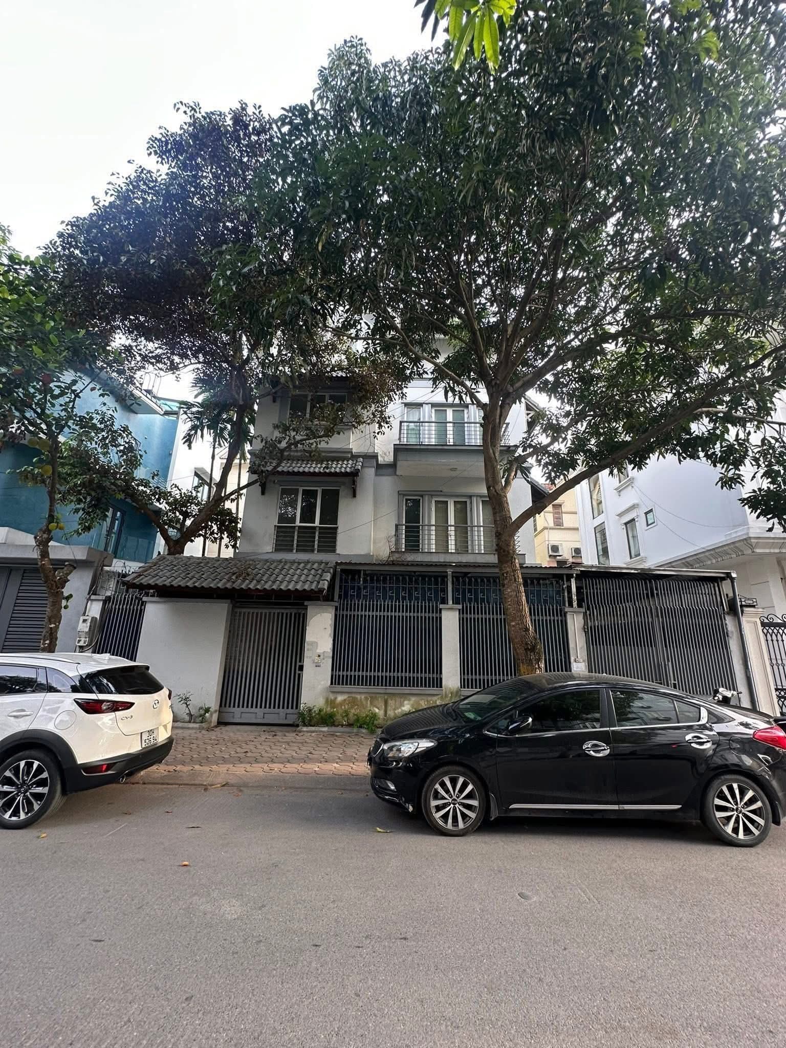 Bán biệt thự liền kề Đ. Dịch Vọng, P. Dịch Vọng, Q. Cầu Giấy, Tp. Hà Nội - Ảnh 3