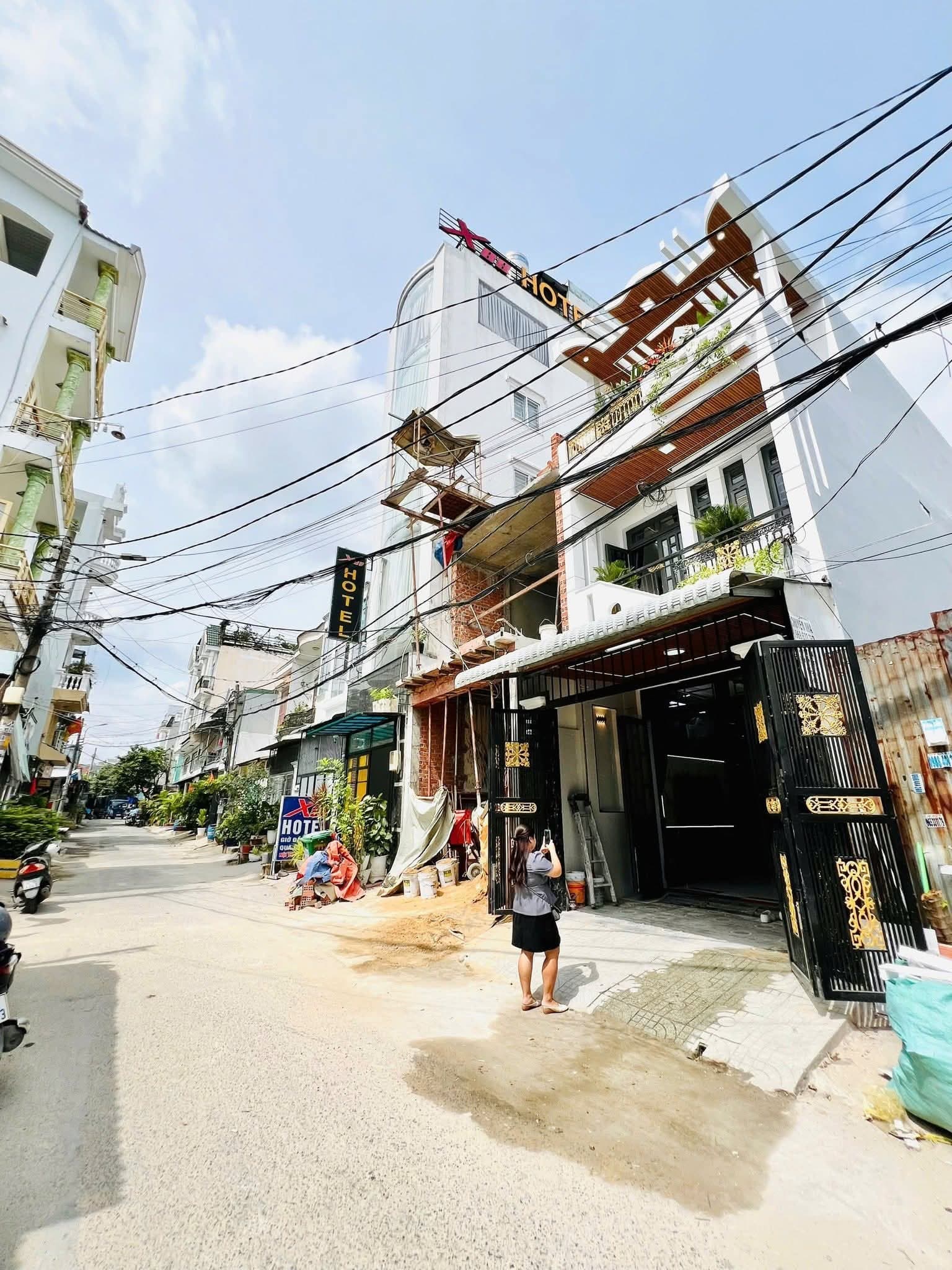 Bán nhà riêng Đ. Nguyễn Thị Minh Khai, P. 5, Q. 3, Tp. Hồ Chí Minh