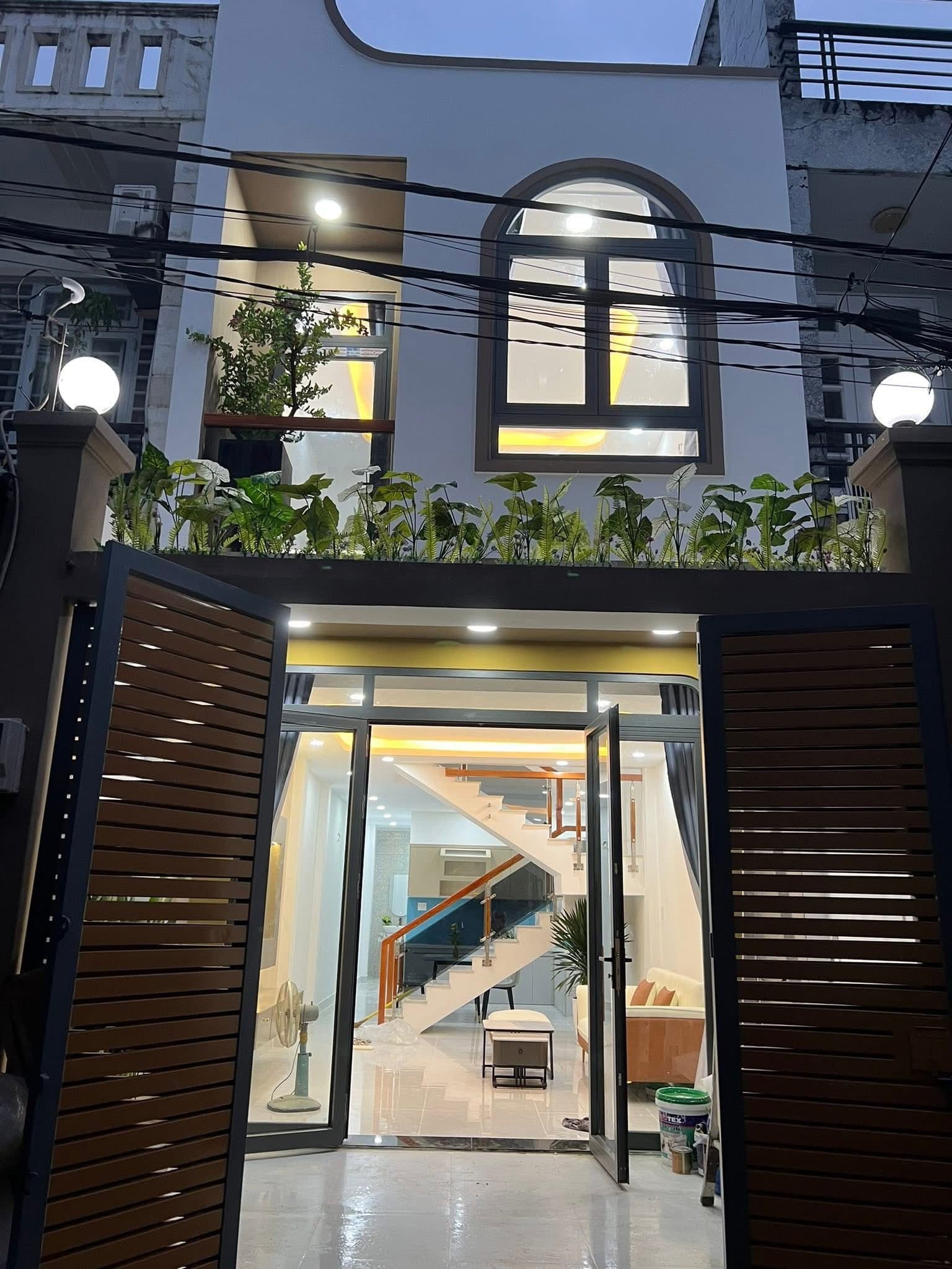 Bán nhà riêng Đ. Bàn Cờ, P. 3, Q. 3, Tp. Hồ Chí Minh