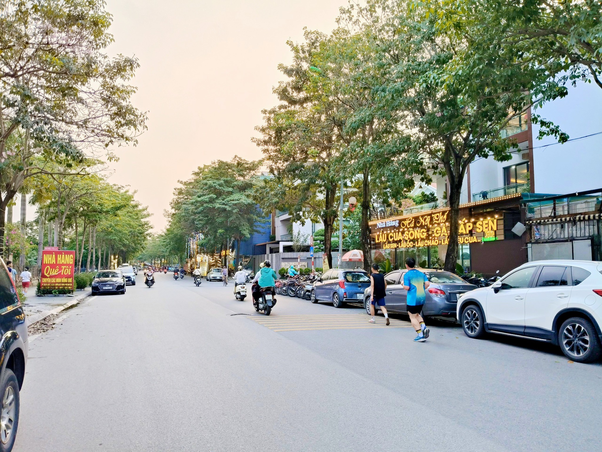 Bán biệt thự liền kề Khu đô thị Thành phố Giao Lưu, Đ. Phạm Văn Đồng, P. Cổ Nhuế 1, Q. Bắc Từ Liêm, Tp. Hà Nội