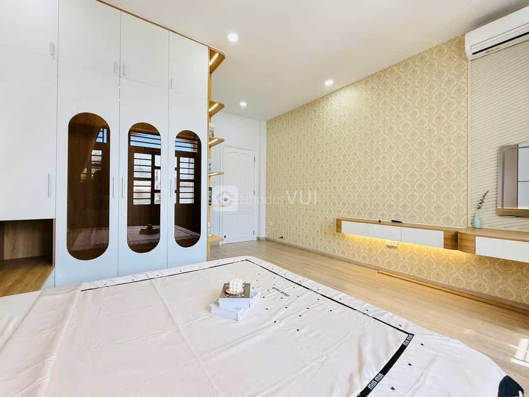 Bán nhà riêng Đ. Nguyễn Tri Phương, P. 5, Q. 5, Tp. Hồ Chí Minh - Ảnh 2