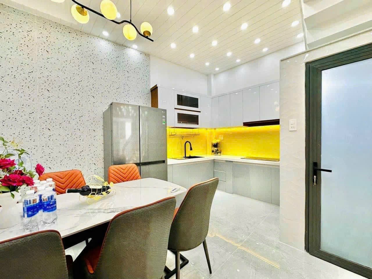 Bán nhà riêng Đ. Trường Chinh, P. 13, Q. Tân Bình, Tp. Hồ Chí Minh - Ảnh 3