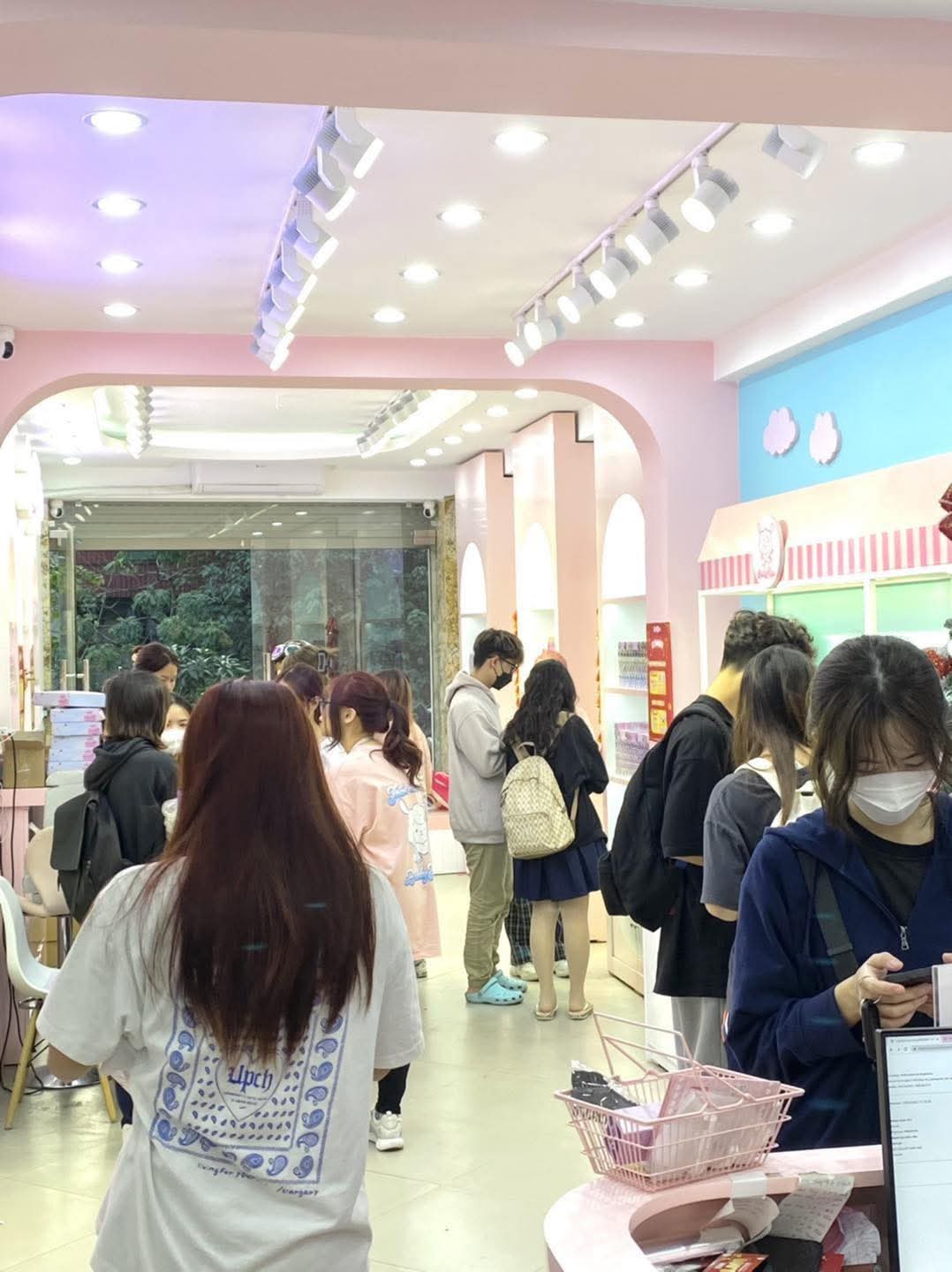 Cho thuê nhà mặt phố Hà nội, Đ. Đông Tác, P. Ô Chợ Dừa, Q. Đống Đa, Tp. Hà Nội