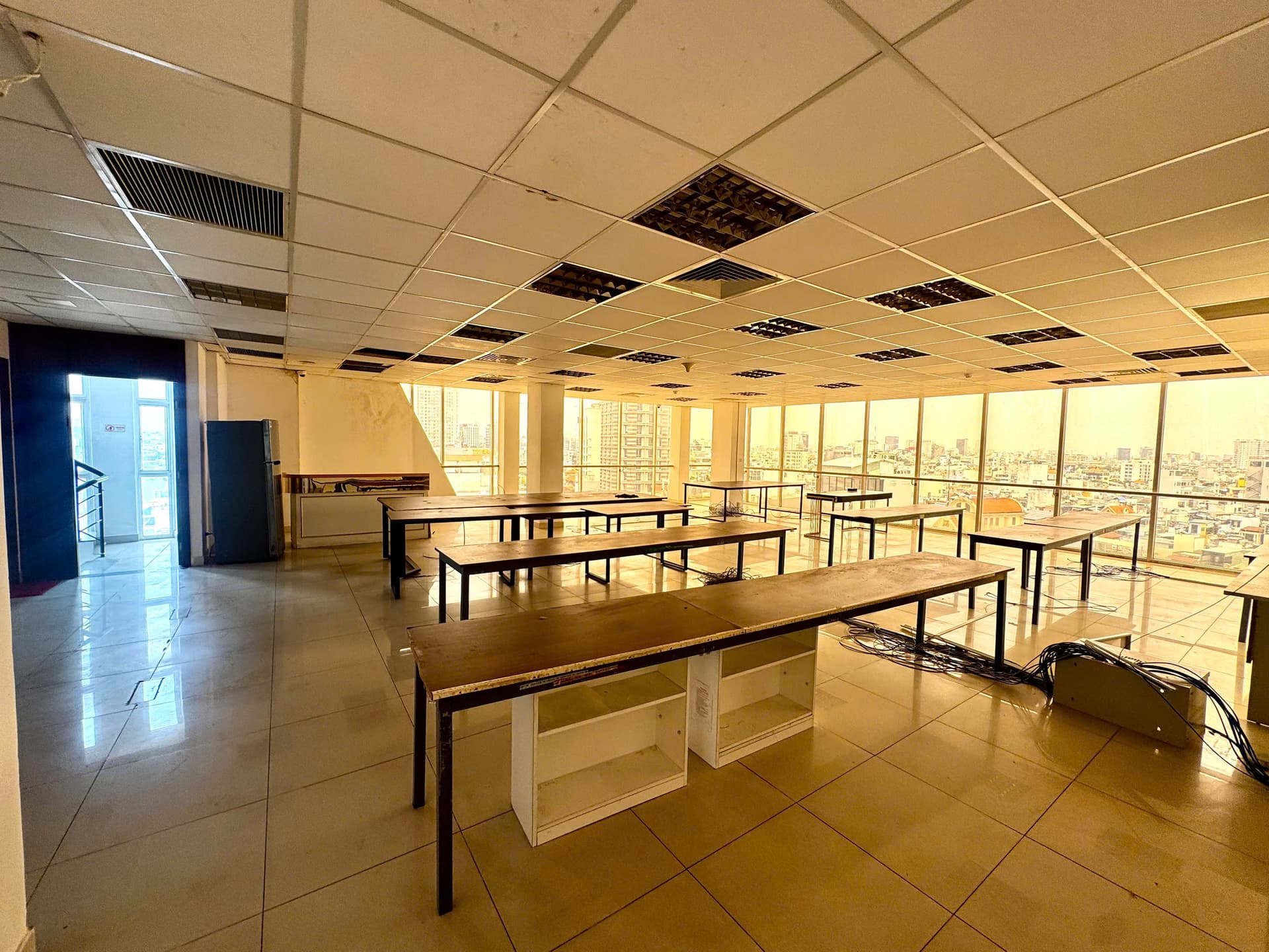 Cho thuê tòa nhà văn phòng Đ. Nam Kỳ Khởi Nghĩa, Q. 3, Tp. Hồ Chí Minh - Ảnh 3