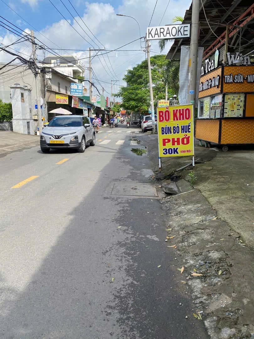 Bán nhà mặt phố P. Long Thạnh Mỹ, Tp. Thủ Đức, Tp. Hồ Chí Minh - Ảnh 2