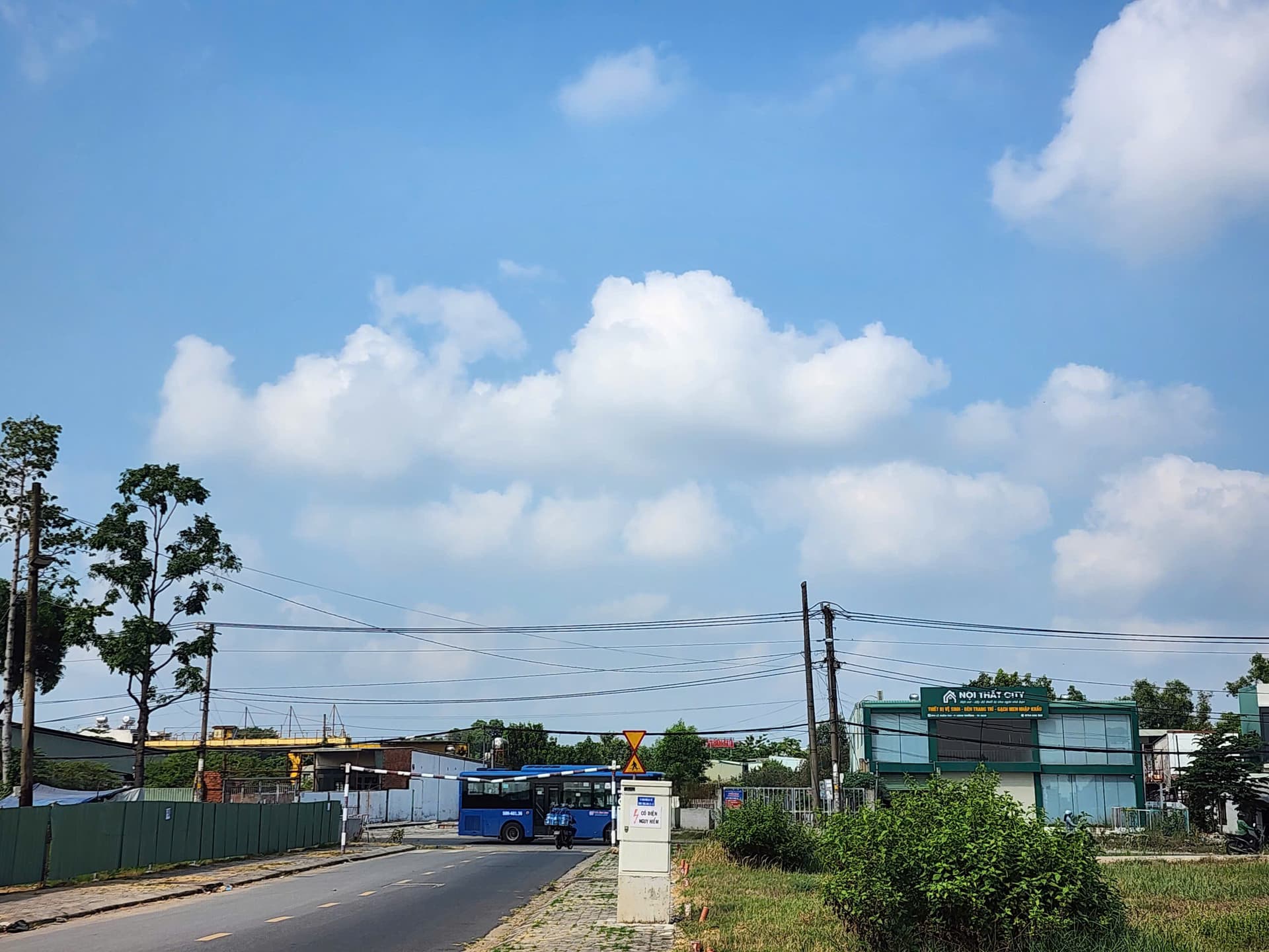 Bán đất P. Long Trường, Tp. Thủ Đức, Tp. Hồ Chí Minh - Ảnh 3