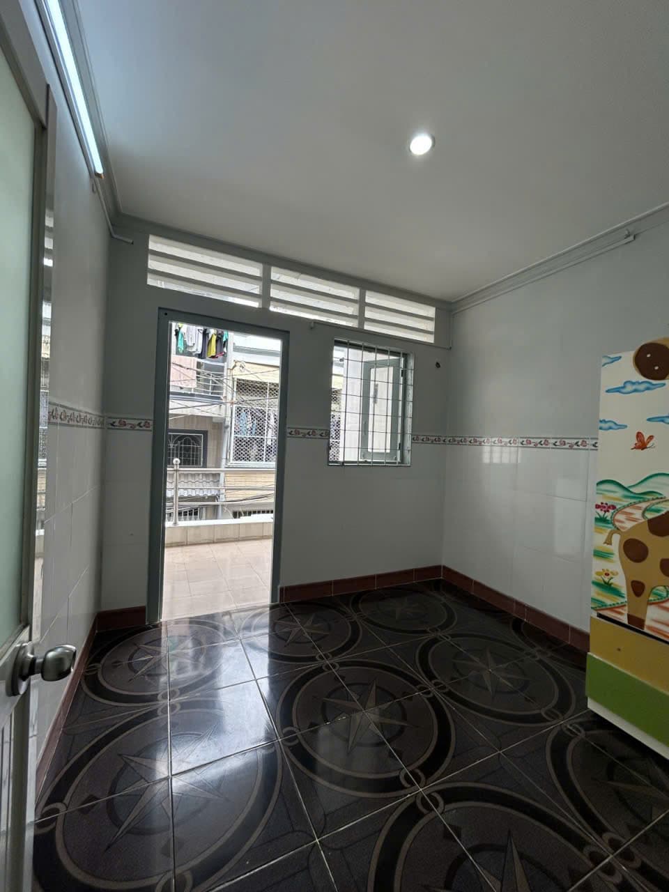 Bán nhà riêng Đ. Cách Mạng Tháng Tám, P. 5, Q. Tân Bình, Tp. Hồ Chí Minh