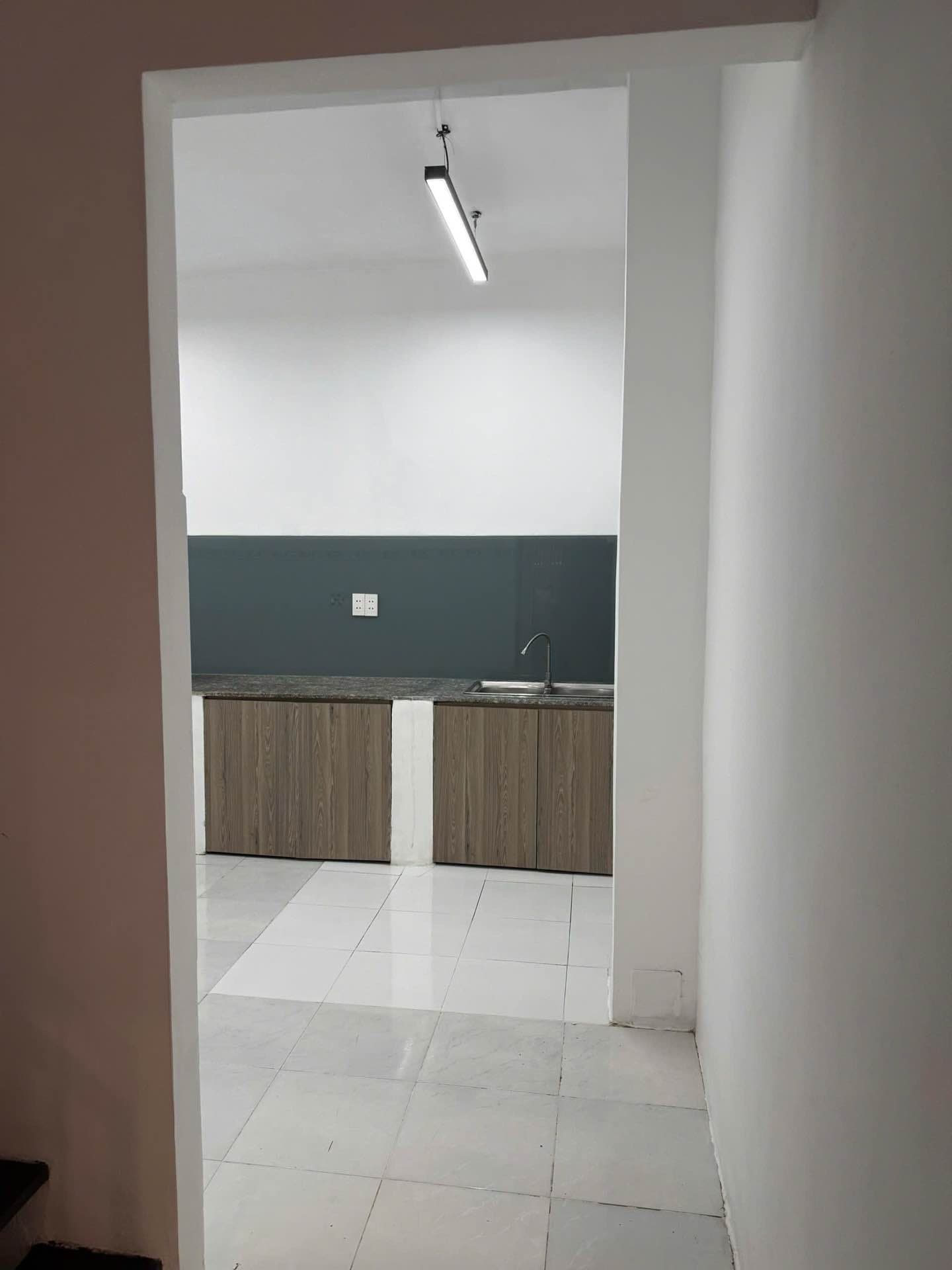 Bán nhà riêng Đ. Dương Đức Hiền, P. Tây Thạnh, Q. Tân Phú, Tp. Hồ Chí Minh - Ảnh 3