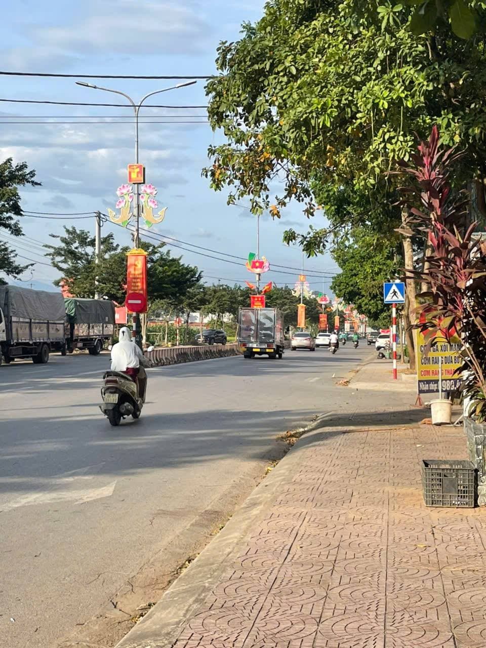 Bán đất Tt. Yên Lạc, H. Yên Lạc, T. Vĩnh Phúc