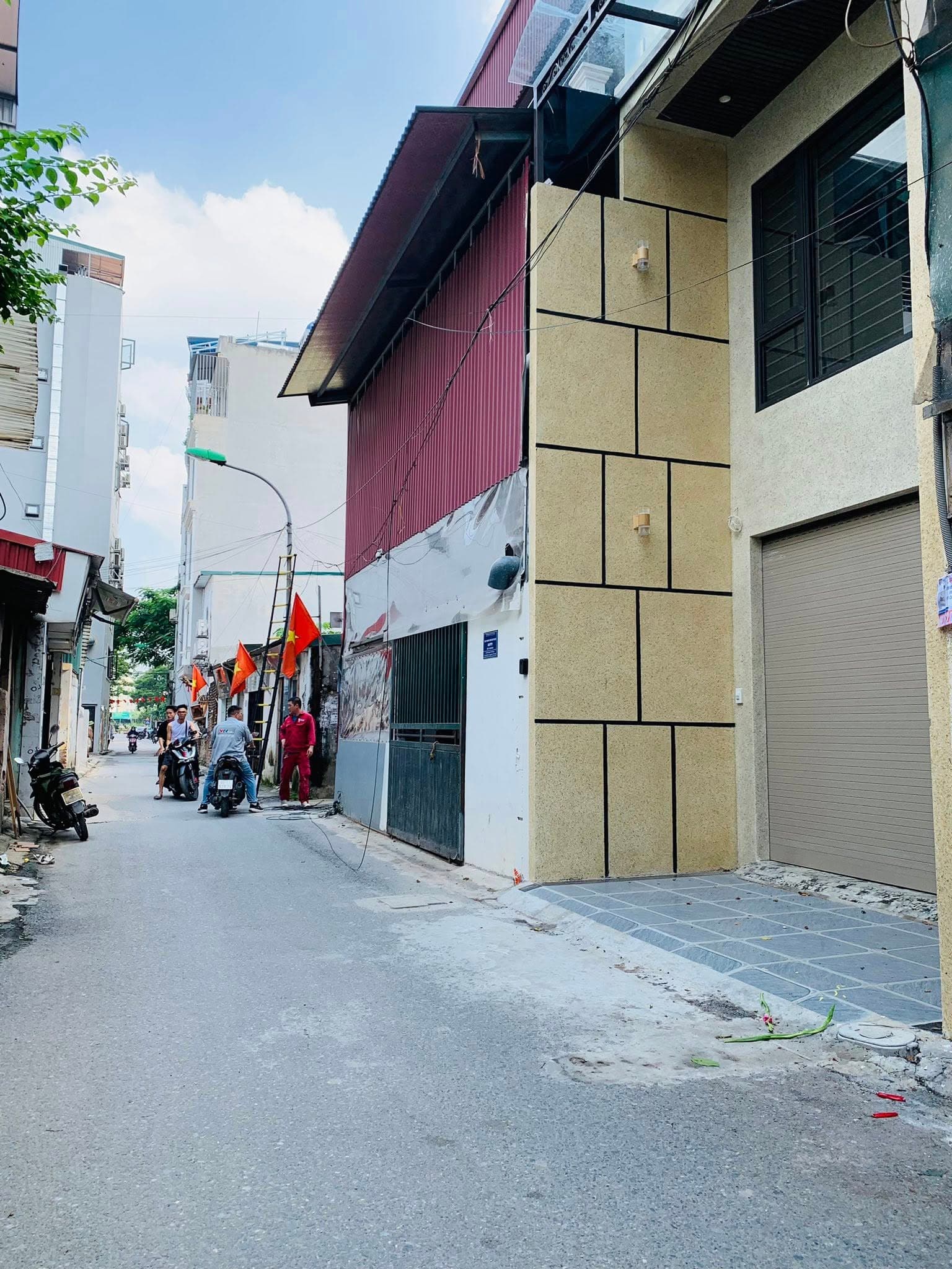 Bán nhà riêng Đ. Phố Trạm, Q. Long Biên, Tp. Hà Nội - Ảnh 2