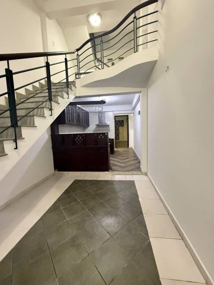 Bán nhà riêng Đ. Nguyễn Văn Lạc, P. 19, Q. Bình Thạnh, Tp. Hồ Chí Minh - Ảnh 2