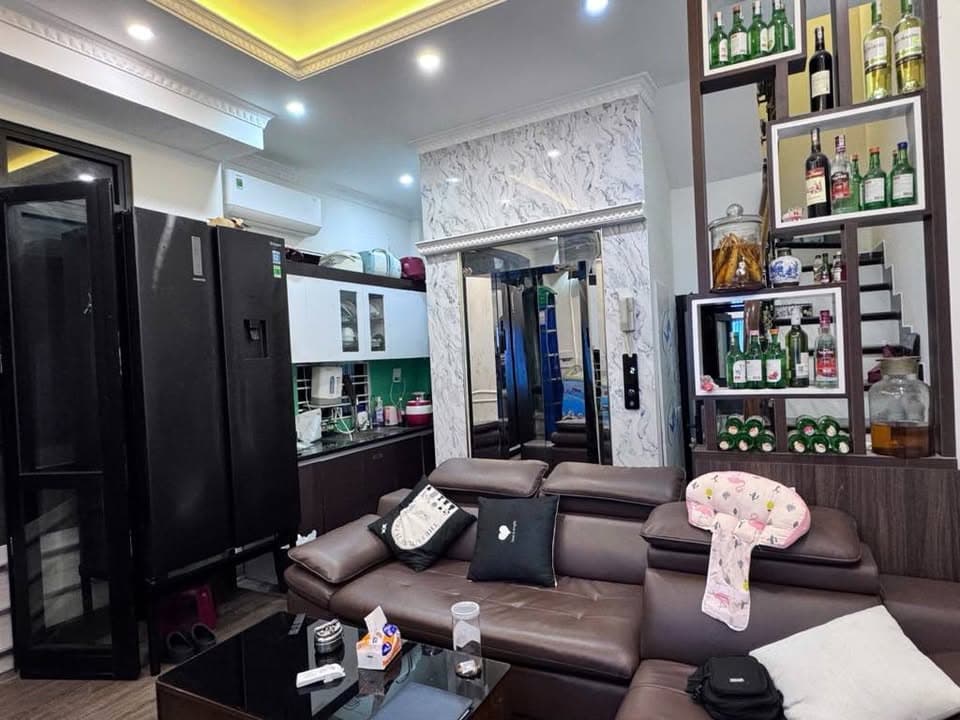 Bán nhà riêng P. Ngọc Lâm, Q. Long Biên, Tp. Hà Nội