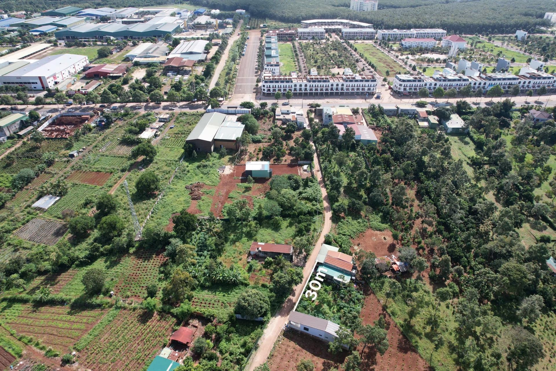 Bán đất Đ. Hà Huy Tập, Tp. Buôn Ma Thuột, T. Đắk Lắk - Ảnh 2