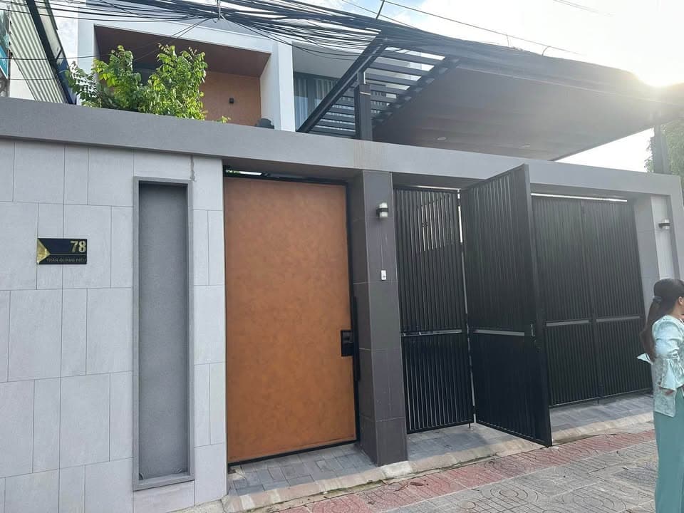 Bán nhà mặt phố Đ. Trần Quang Diệu, Tp. Bà Rịa, T. Bà Rịa - Vũng Tàu